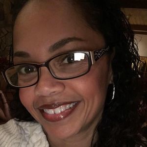 Meet your Posher, Aisha